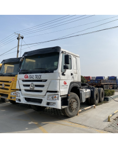 High quality Sinotruck used tractor trucks howo tractor head 